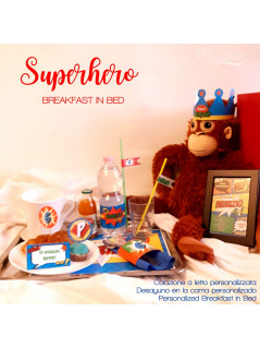 Desayuno en la cama personalizado de superhéroe